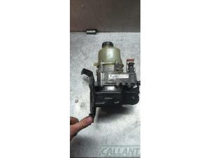 Gebruikte Stuurbekrachtiging Pomp Dacia Duster (HS) 1.5 dCi Prijs € 260,15 Inclusief btw aangeboden door Garage Callant