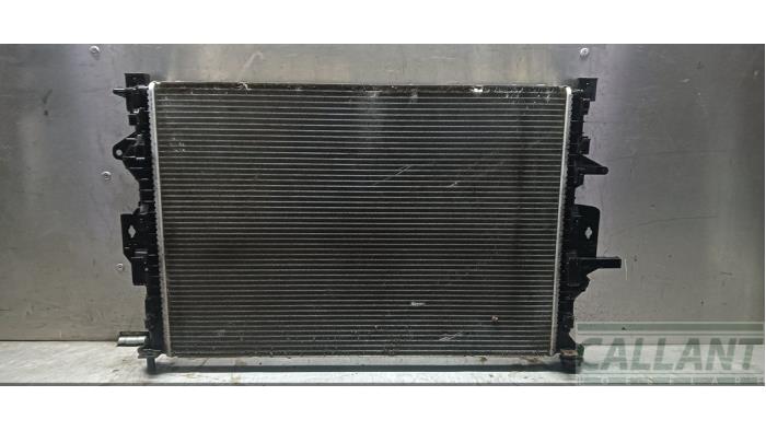 Gebruikte Radiateur Volvo V40 (MV) 1.6 D2 Prijs € 60,50 Inclusief btw aangeboden door Garage Callant