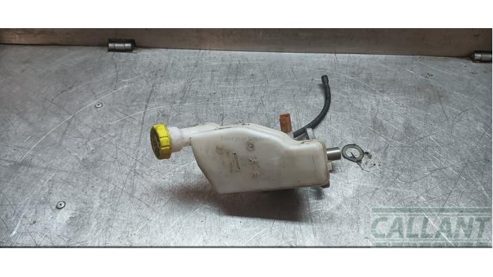 Gebruikte Hoofdremcilinder Citroen C3 (SX/SW) 1.2 Vti 12V PureTech Prijs € 36,30 Inclusief btw aangeboden door Garage Callant