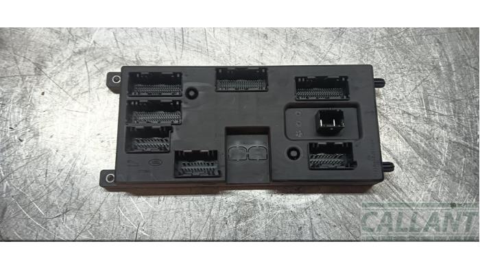 Gebruikte Bodycontrol Module Landrover Discovery V (LR) 3.0 Td6 24V Prijs € 302,50 Inclusief btw aangeboden door Garage Callant