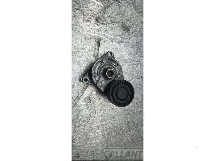 Gebruikte Spanner multiriem Landrover Range Rover IV (LG) 4.4 SDV8 32V Prijs € 66,55 Inclusief btw aangeboden door Garage Callant