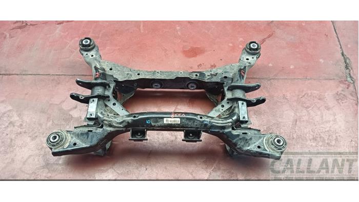 Gebruikte Subframe Landrover Range Rover Velar (LY) 2.0 16V P400e AWD Prijs € 302,50 Inclusief btw aangeboden door Garage Callant