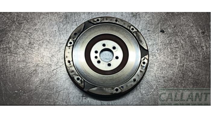 Gebruikte Vliegwiel Opel Corsa F (UB/UH/UP) 1.2 12V 75 Prijs € 90,75 Inclusief btw aangeboden door Garage Callant