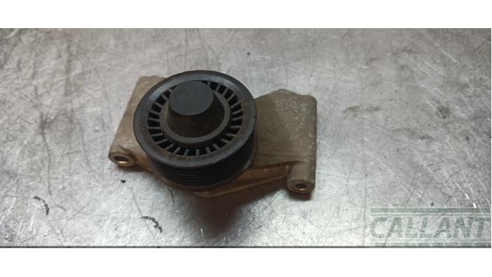 Gebruikte Omlooprol multieriem Dacia Sandero II 0.9 TCE 12V Prijs € 30,25 Inclusief btw aangeboden door Garage Callant