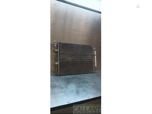 Airco Condensor van een Land Rover Range Rover Sport (LS) 3.0 S TDV6 2010