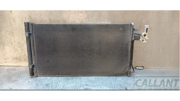 Gebruikte Airco Condensor Landrover Range Rover Evoque (LVJ/LVS) 2.0 D 150 16V Prijs € 90,75 Inclusief btw aangeboden door Garage Callant