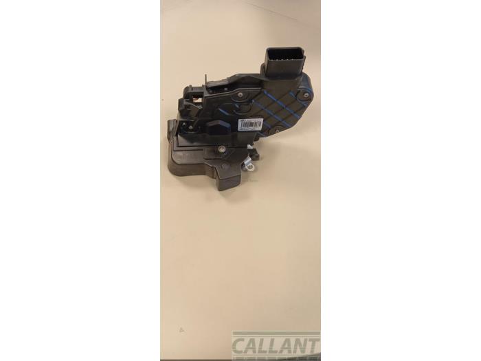 Deurslot Mechaniek 4Deurs rechts-voor Landrover Evoque (gebruikt)