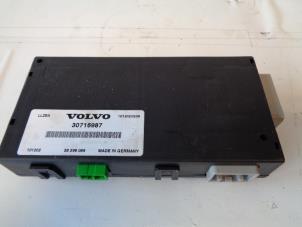 Gebruikte Trekhaak Module Volvo XC60 I (DZ) 2.0 DRIVe 20V Prijs op aanvraag aangeboden door Autohandel-Smet Gebroeders NV