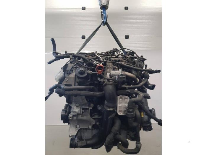 Gebruikte Motor Audi Q3 (8UB/8UG) 2.0 TDI 16V 136 Prijs op aanvraag aangeboden door Autohandel-Smet Gebroeders NV