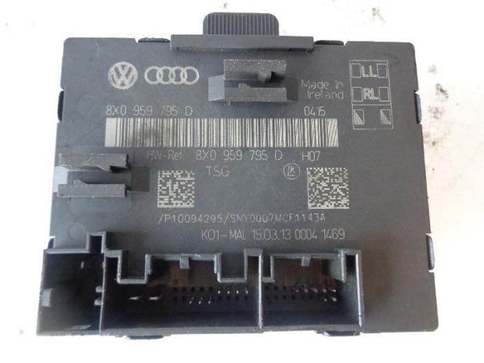 Gebruikte Computer Diversen Audi Q3 (8UB/8UG) 2.0 TDI 16V 136 Prijs op aanvraag aangeboden door Autohandel-Smet Gebroeders NV