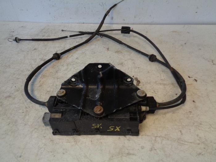 Gebruikte Handrem Mechaniek BMW X5 (F15) M50d 3.0 24V Prijs op aanvraag aangeboden door Autohandel-Smet Gebroeders NV