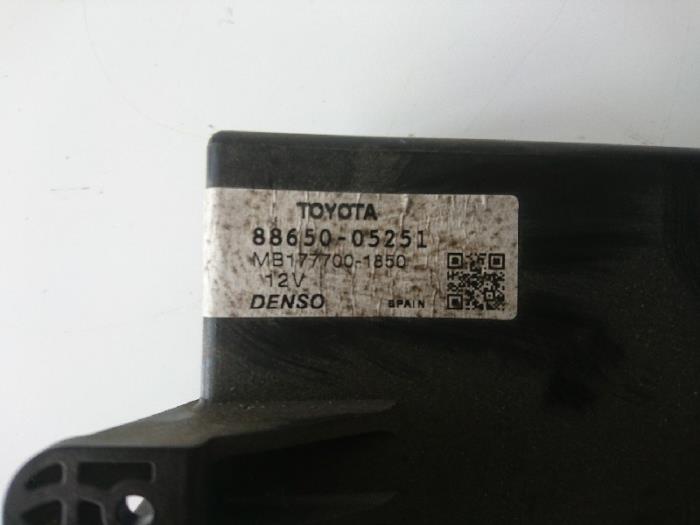 Gebruikte Diversen Toyota Avensis Wagon (T27) 2.0 16V D-4D-F Prijs op aanvraag aangeboden door Autohandel-Smet Gebroeders NV