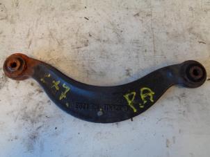 Gebruikte Draagarm rechts-achter Mazda CX-7 2.2 MZR-CD 16V AWD Prijs op aanvraag aangeboden door Autohandel-Smet Gebroeders NV