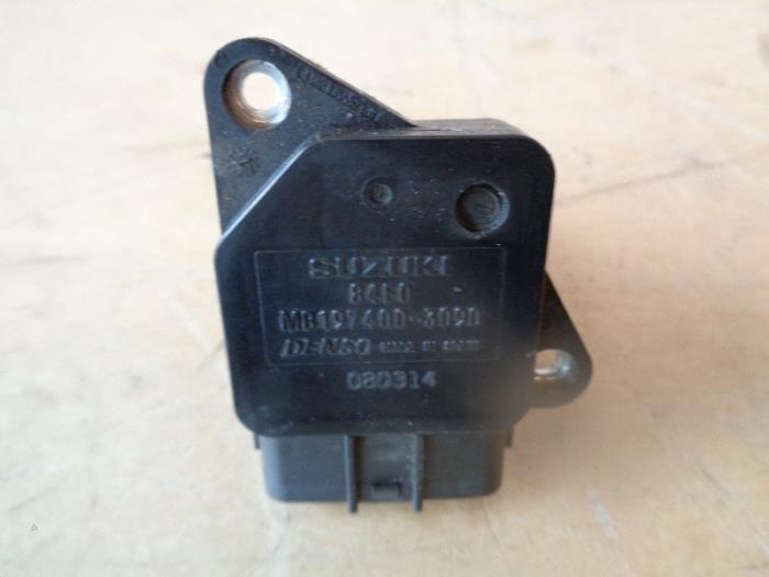Gebruikte Luchthoeveelheidsmeter Suzuki Swift (ZA/ZC/ZD1/2/3/9) 1.3 VVT 16V Prijs op aanvraag aangeboden door Autohandel-Smet Gebroeders NV