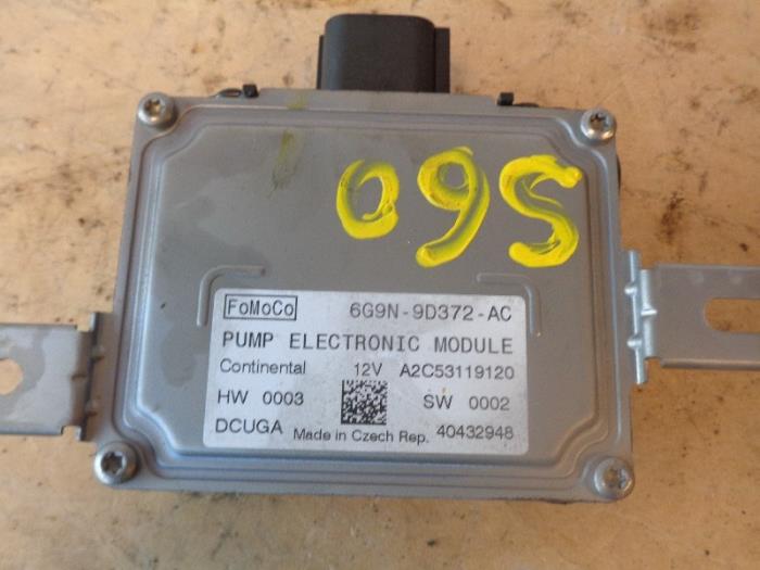 Gebruikte Computer Diversen Volvo S60 II (FS) 2.0 D3 20V Prijs op aanvraag aangeboden door Autohandel-Smet Gebroeders NV