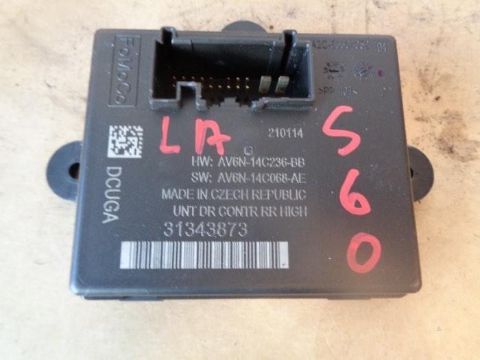 Gebruikte Computer Diversen Volvo S60 II (FS) 2.0 D3 20V Prijs op aanvraag aangeboden door Autohandel-Smet Gebroeders NV