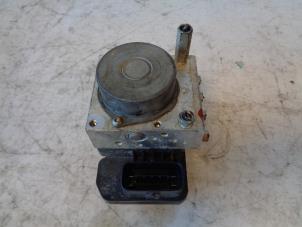 Gebruikte ABS Pomp Toyota Verso S 1.33 16V Dual VVT-I Prijs op aanvraag aangeboden door Autohandel-Smet Gebroeders NV