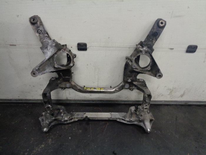 Gebruikte Subframe BMW 7 serie (G11/12) 740d,Ld xDrive 24V Prijs op aanvraag aangeboden door Autohandel-Smet Gebroeders NV