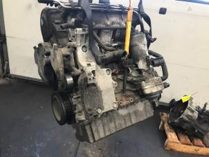 Gebruikte Motor Volkswagen Caddy III (2KA,2KH,2CA,2CH) 2.0 SDI Prijs op aanvraag aangeboden door Autohandel-Smet Gebroeders NV
