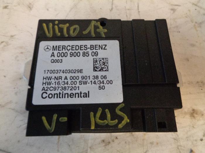 Gebruikte Computer Diversen Mercedes Vito Tourer (447.7) 2.2 116 CDI 16V Prijs op aanvraag aangeboden door Autohandel-Smet Gebroeders NV