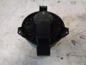 Gebruikte Aanjager Dodge Caliber 2.0 CRD 16V Prijs op aanvraag aangeboden door Autohandel-Smet Gebroeders NV