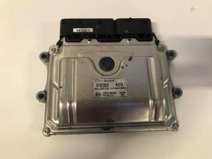 Gebruikte Kontaktslot + computer Kia Cee'd (JDB5) 1.0i T-GDi 12V 120 Prijs op aanvraag aangeboden door Autohandel-Smet Gebroeders NV