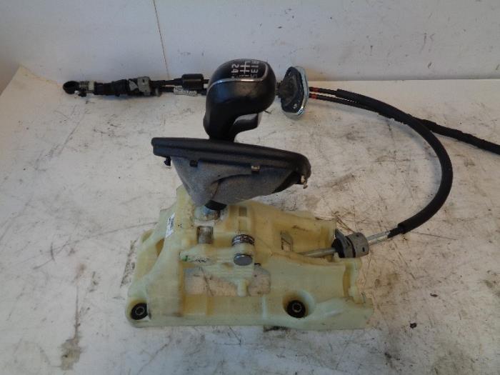 Gebruikte Versnellingsbak Kia Cee'd (JDB5) 1.0i T-GDi 12V 120 Prijs op aanvraag aangeboden door Autohandel-Smet Gebroeders NV
