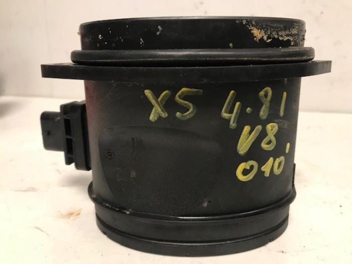 Gebruikte Luchthoeveelheidsmeter BMW X5 (E70) 4.8i V8 32V Prijs op aanvraag aangeboden door Autohandel-Smet Gebroeders NV