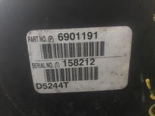 Gebruikte Tussenbak 4x4 Volvo XC90 I 2.4 D5 20V Prijs op aanvraag aangeboden door Autohandel-Smet Gebroeders NV