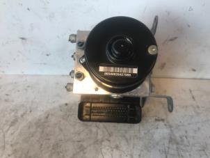Gebruikte ABS Pomp BMW 3 serie (E92) 335d 24V Prijs op aanvraag aangeboden door Autohandel-Smet Gebroeders NV