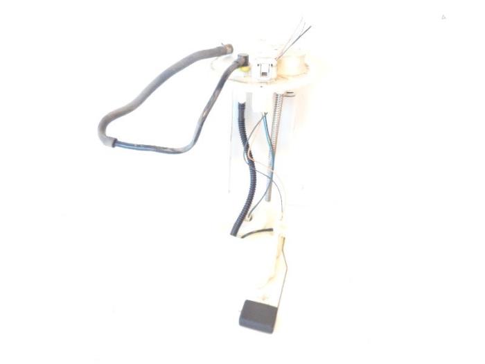 Gebruikte Tank element Pomp Toyota Yaris II (P9) 1.8 16V VVT-i TS Prijs op aanvraag aangeboden door Autohandel-Smet Gebroeders NV