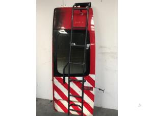 Gebruikte Achterdeur Bus-Bestelauto Renault Trafic New (EL) 2.0 dCi 16V 90 Prijs op aanvraag aangeboden door Autohandel-Smet Gebroeders NV