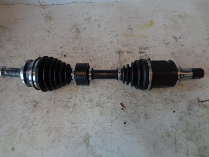 Gebruikte Differentieel voor Toyota Corolla (E12) 2.0 D-4D 16V 116 Prijs op aanvraag aangeboden door Autohandel-Smet Gebroeders NV