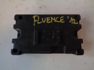 Gebruikte Radio module Renault Fluence (LZ) 1.6 16V Prijs op aanvraag aangeboden door Autohandel-Smet Gebroeders NV