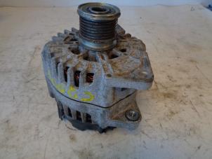 Gebruikte Dynamo Mercedes C Estate (S205) C-200 BlueTEC, C-200 d 1.6 16V Prijs op aanvraag aangeboden door Autohandel-Smet Gebroeders NV