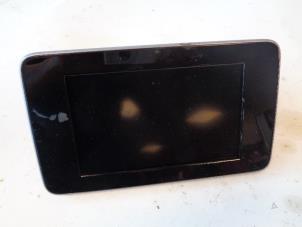 Gebruikte Display Interieur Mercedes C Estate (S205) C-200 BlueTEC, C-200 d 1.6 16V Prijs op aanvraag aangeboden door Autohandel-Smet Gebroeders NV