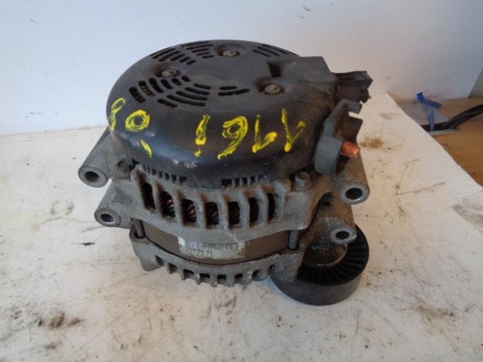 Dynamo van een BMW 1 serie (E87/87N) 116i 1.6 16V 2008