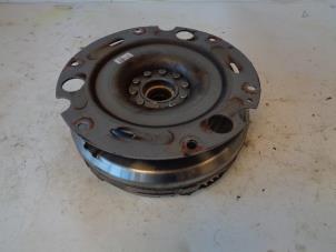 Gebruikte Vliegwiel Audi A4 Avant (B9) 2.0 TDI Ultra 16V Prijs op aanvraag aangeboden door Autohandel-Smet Gebroeders NV