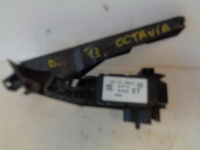 Gebruikte Gaspedaalpositie Sensor Skoda Octavia Combi (5EAC) 1.6 TDI GreenTec 16V Prijs op aanvraag aangeboden door Autohandel-Smet Gebroeders NV
