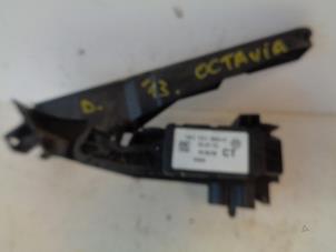 Gebruikte Gaspedaalpositie Sensor Skoda Octavia Combi (5EAC) 1.6 TDI GreenTec 16V Prijs op aanvraag aangeboden door Autohandel-Smet Gebroeders NV