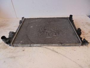 Gebruikte Radiateur Renault Trafic New (FL) 2.0 dCi 16V 115 Prijs op aanvraag aangeboden door Autohandel-Smet Gebroeders NV