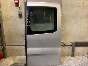 Gebruikte Achterdeur Bus-Bestelauto Renault Trafic New (FL) 2.0 dCi 16V 115 Prijs op aanvraag aangeboden door Autohandel-Smet Gebroeders NV