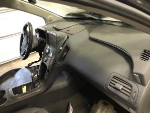 Gebruikte Airbag rechts (Dashboard) Opel Ampera-e 1.4 16V Prijs op aanvraag aangeboden door Autohandel-Smet Gebroeders NV