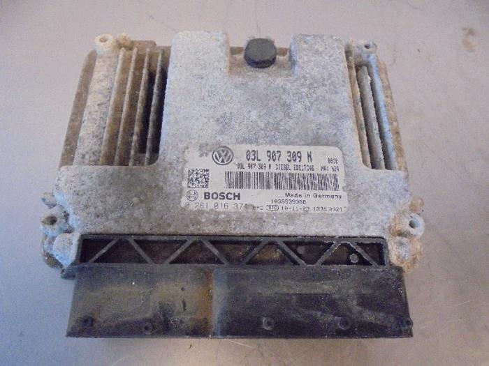 Gebruikte Computer Motormanagement Volkswagen Passat CC (357) 2.0 Blue TDI 16V Prijs op aanvraag aangeboden door Autohandel-Smet Gebroeders NV