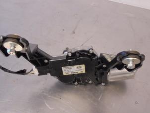 Gebruikte Motor Ruitenwisser achter Kia Sportage Prijs op aanvraag aangeboden door Autohandel-Smet Gebroeders NV