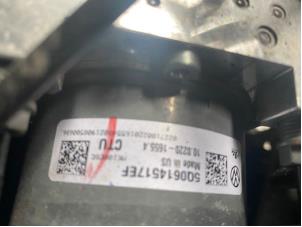 Gebruikte ABS Pomp Volkswagen Tiguan (AD1) 2.0 TDI 16V BlueMotion Techn.SCR 4Motion Prijs op aanvraag aangeboden door Autohandel-Smet Gebroeders NV