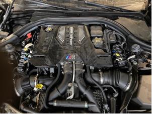 Gebruikte Motor BMW 5 serie (G30) M5 xDrive 4.4 V8 32V TwinPower Turbo Prijs op aanvraag aangeboden door Autohandel-Smet Gebroeders NV