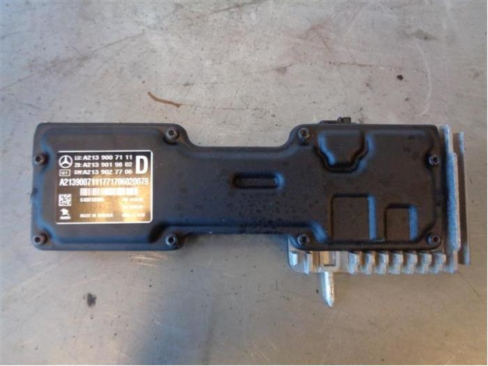 Camera module Mercedes E (C238), 2016 E-220d 2.0 Turbo 16V, Coupe, 2Dr, Diesel, 1.950cc, 143kW (194pk), RWD, OM654920, 2016-12, 238.314 (Gebruikt)