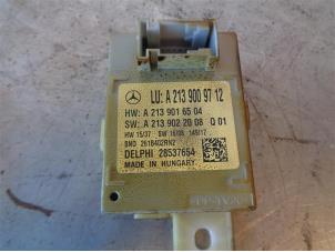 Gebruikte Computer Verlichting Mercedes E (C238) E-220d 2.0 Turbo 16V Prijs op aanvraag aangeboden door Autohandel-Smet Gebroeders NV