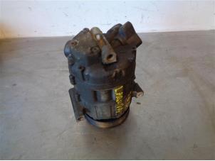 Gebruikte Aircopomp Renault Laguna III (BT) Prijs op aanvraag aangeboden door Autohandel-Smet Gebroeders NV